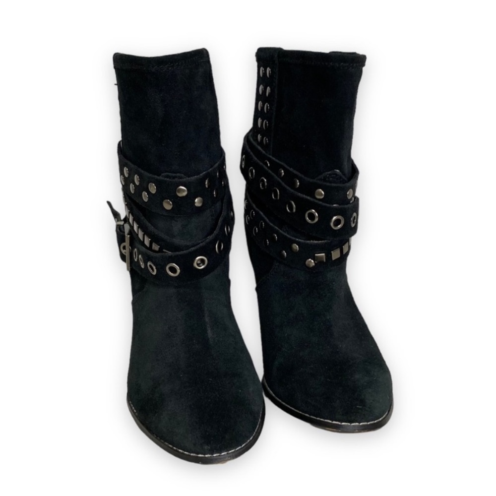 libby Edelman - Black Suede STudded Wrap Buckle Heeled Boot - Size 9.5 China - Picture 6 of 13